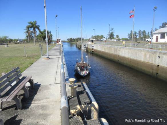 r3t2018-03-03_22-492