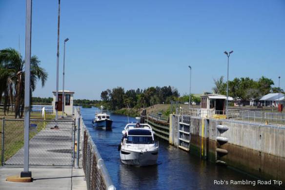 r3t2018-03-09_19-121